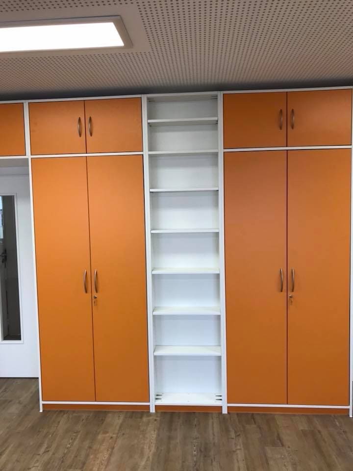 Kleiderschrank-33